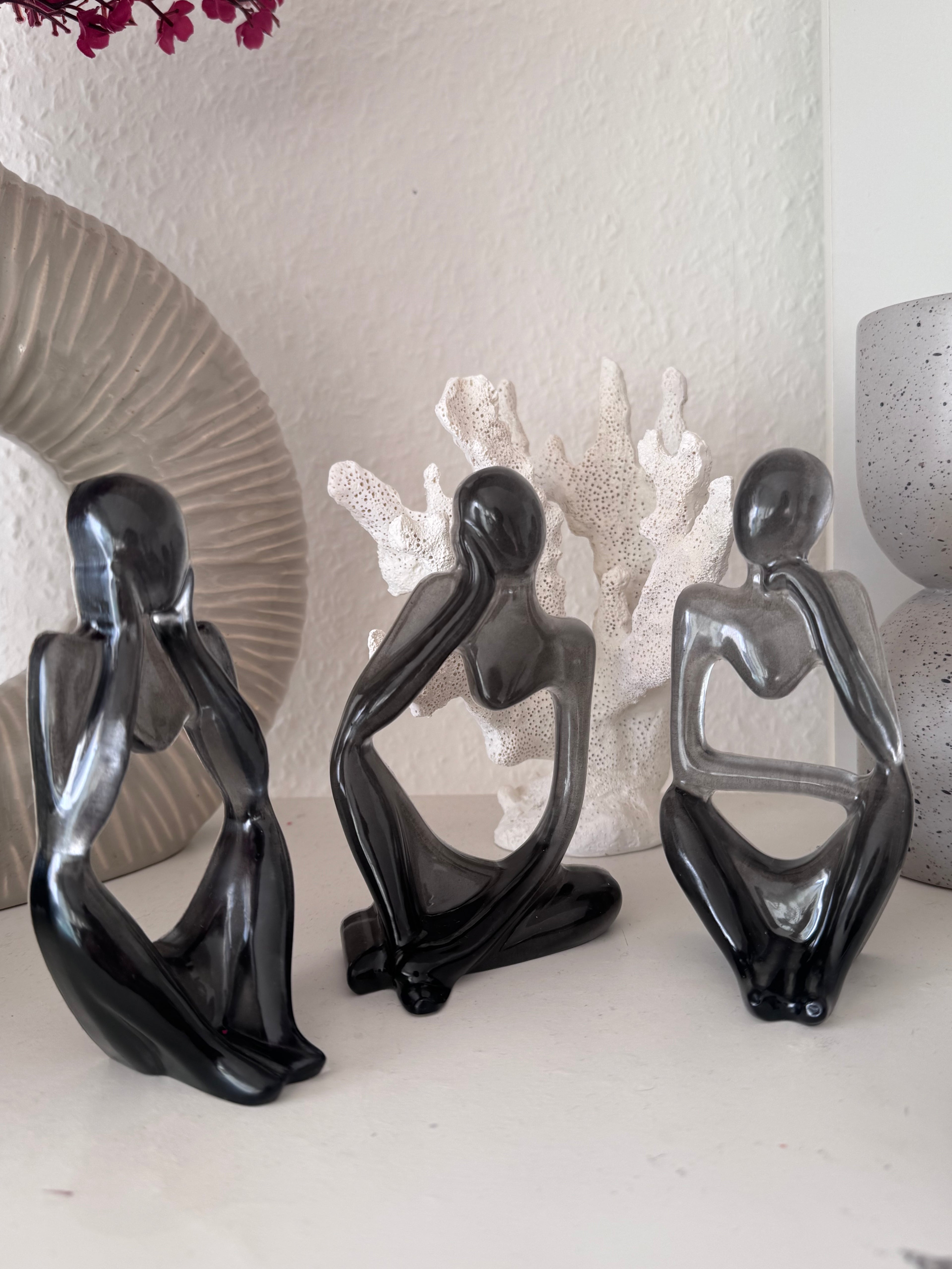 Decorative Fire Pit Figurine Set – Set of 4