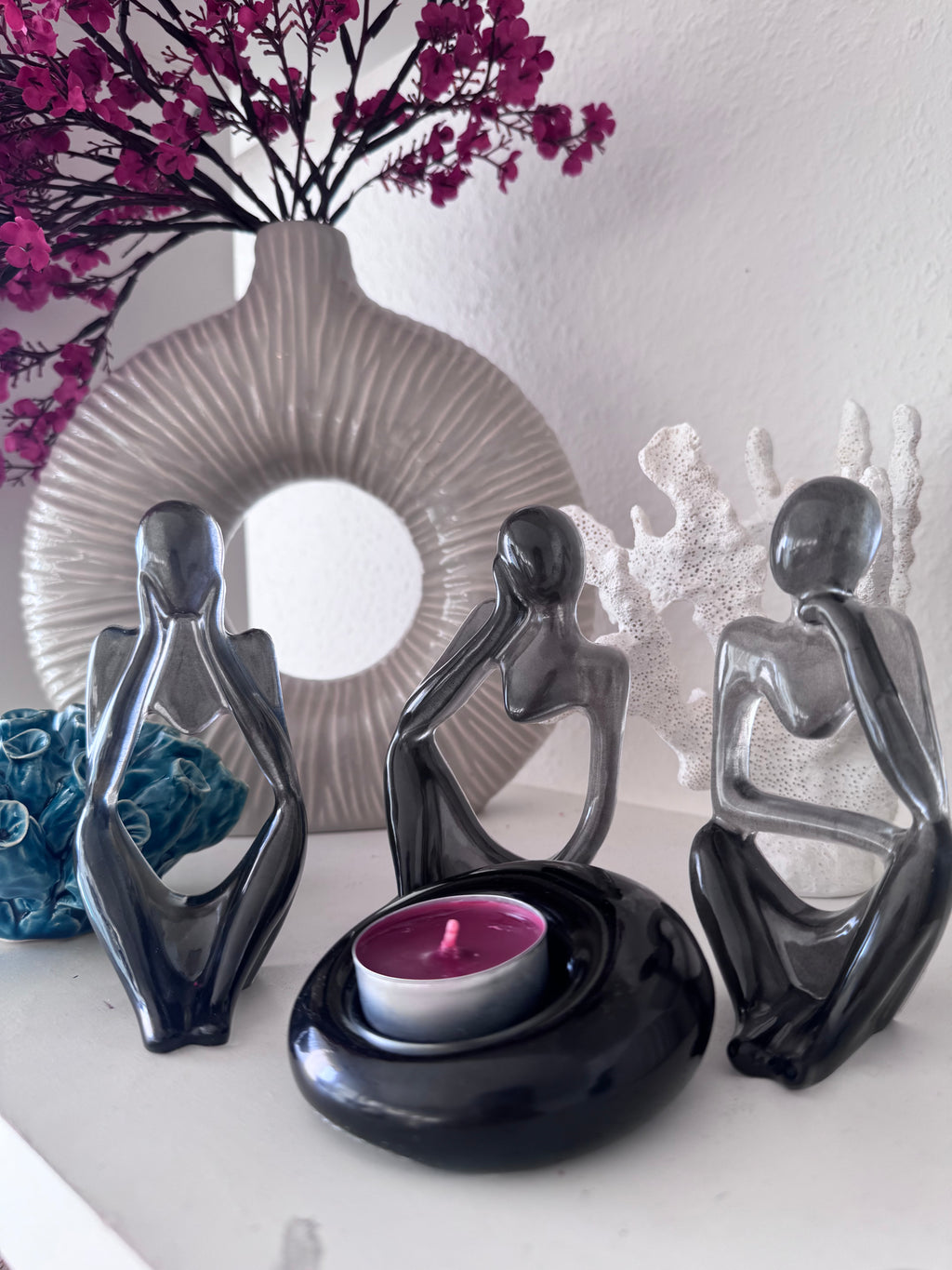 Decorative Fire Pit Figurine Set – Set of 4