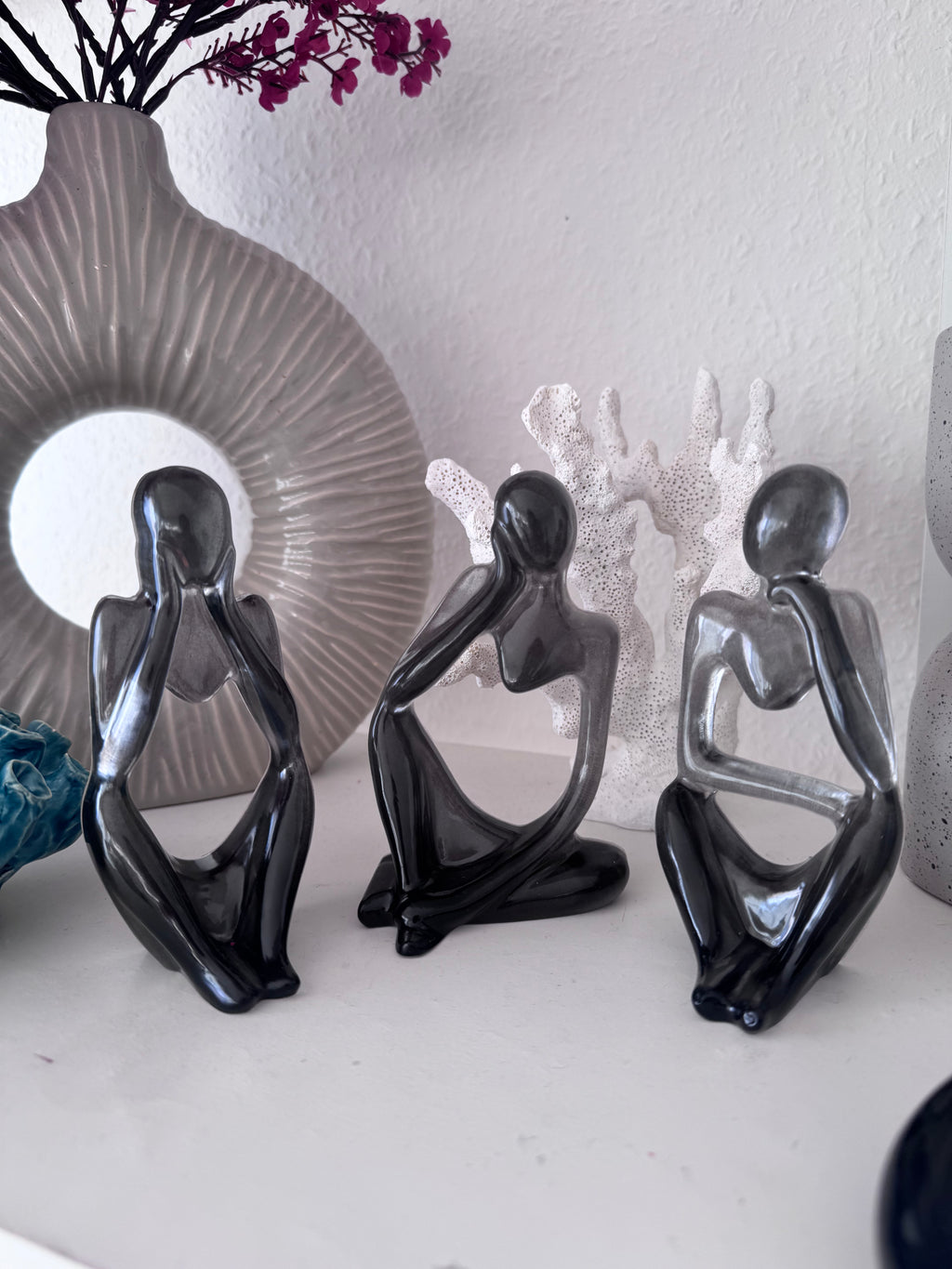 Decorative Fire Pit Figurine Set – Set of 4