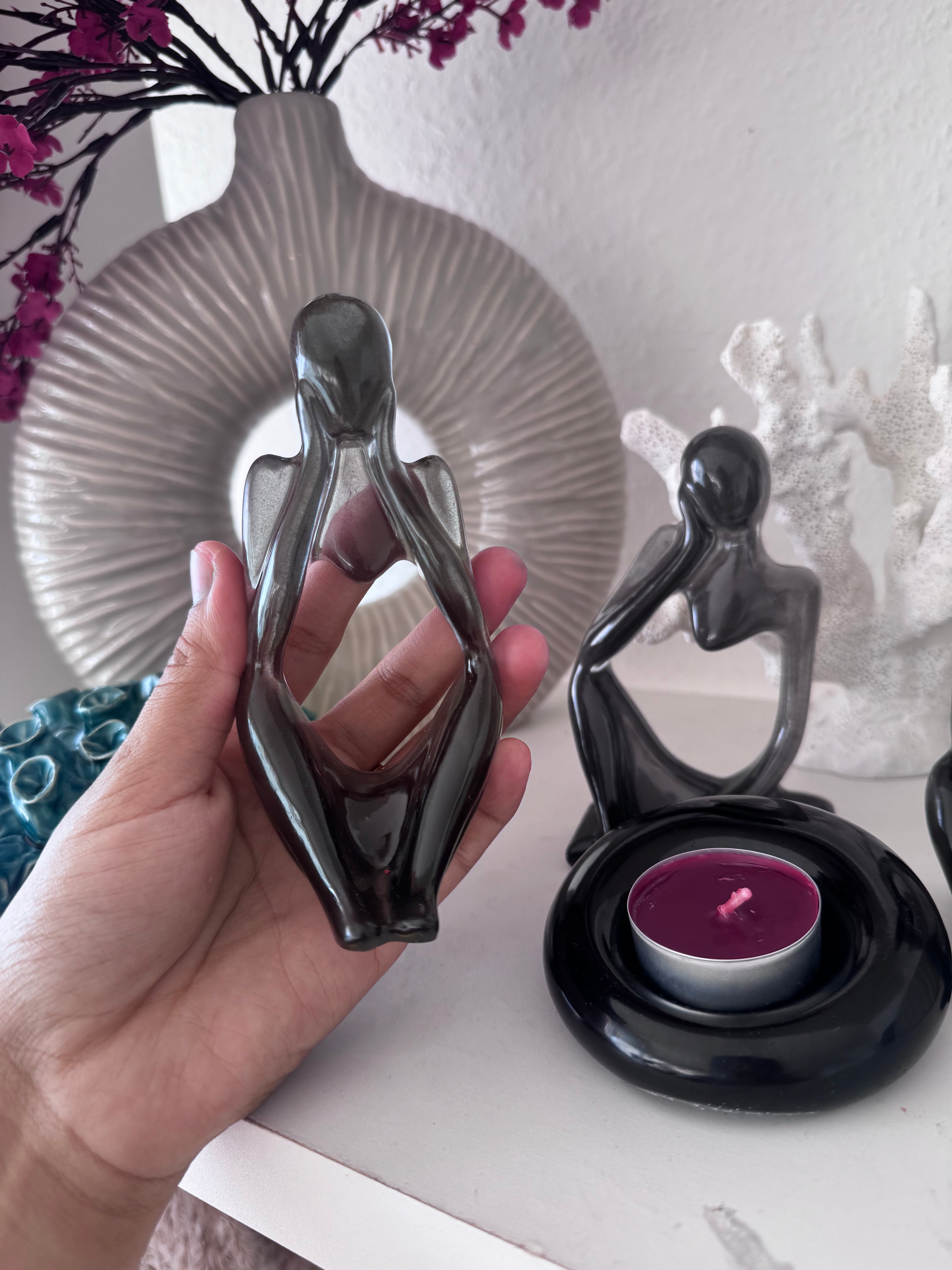 Decorative Fire Pit Figurine Set – Set of 4