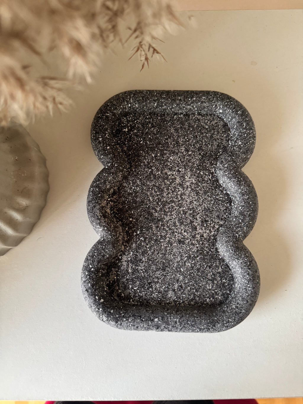 Wave Edge Decorative Plate