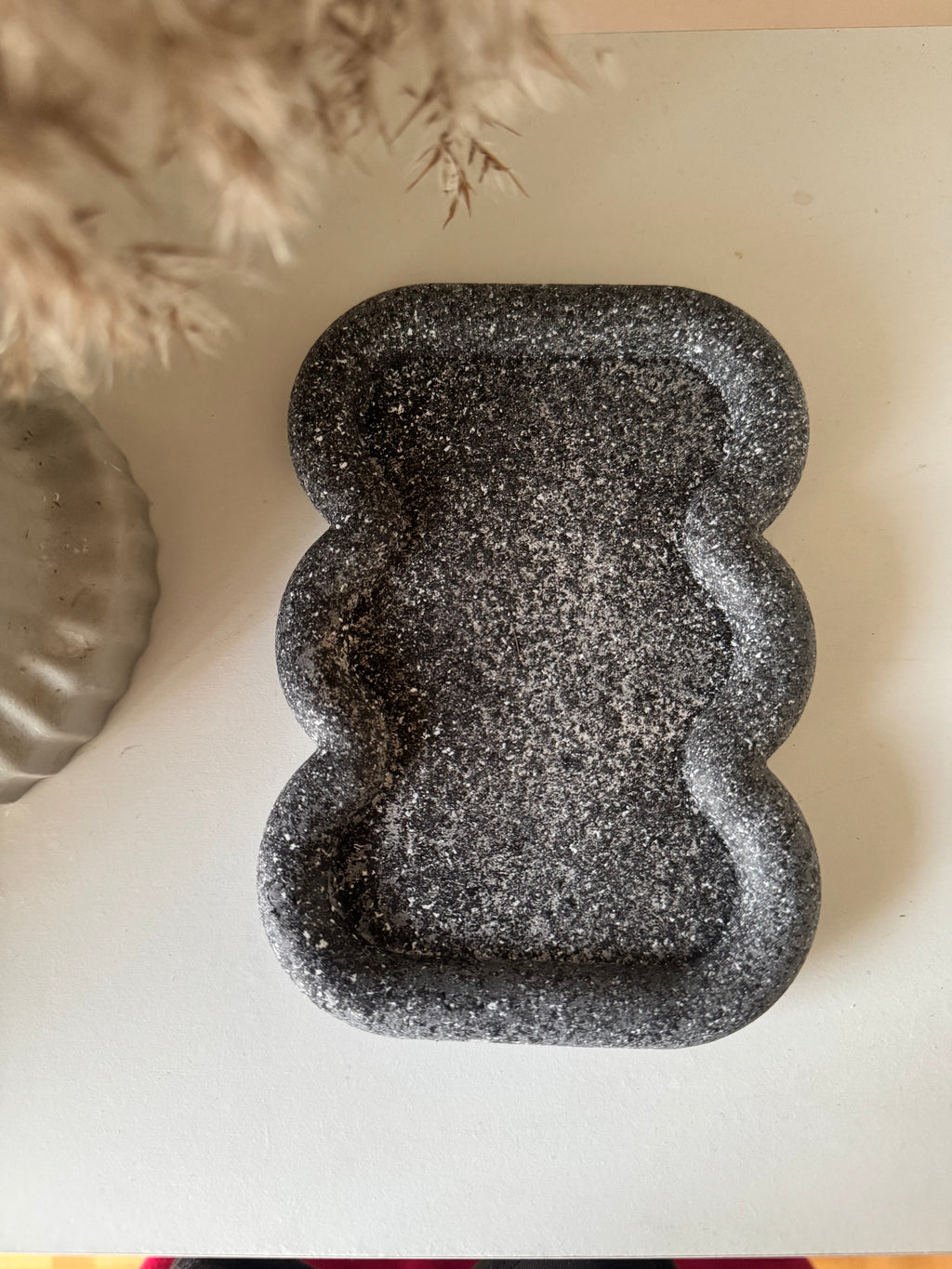 Wave Edge Decorative Plate