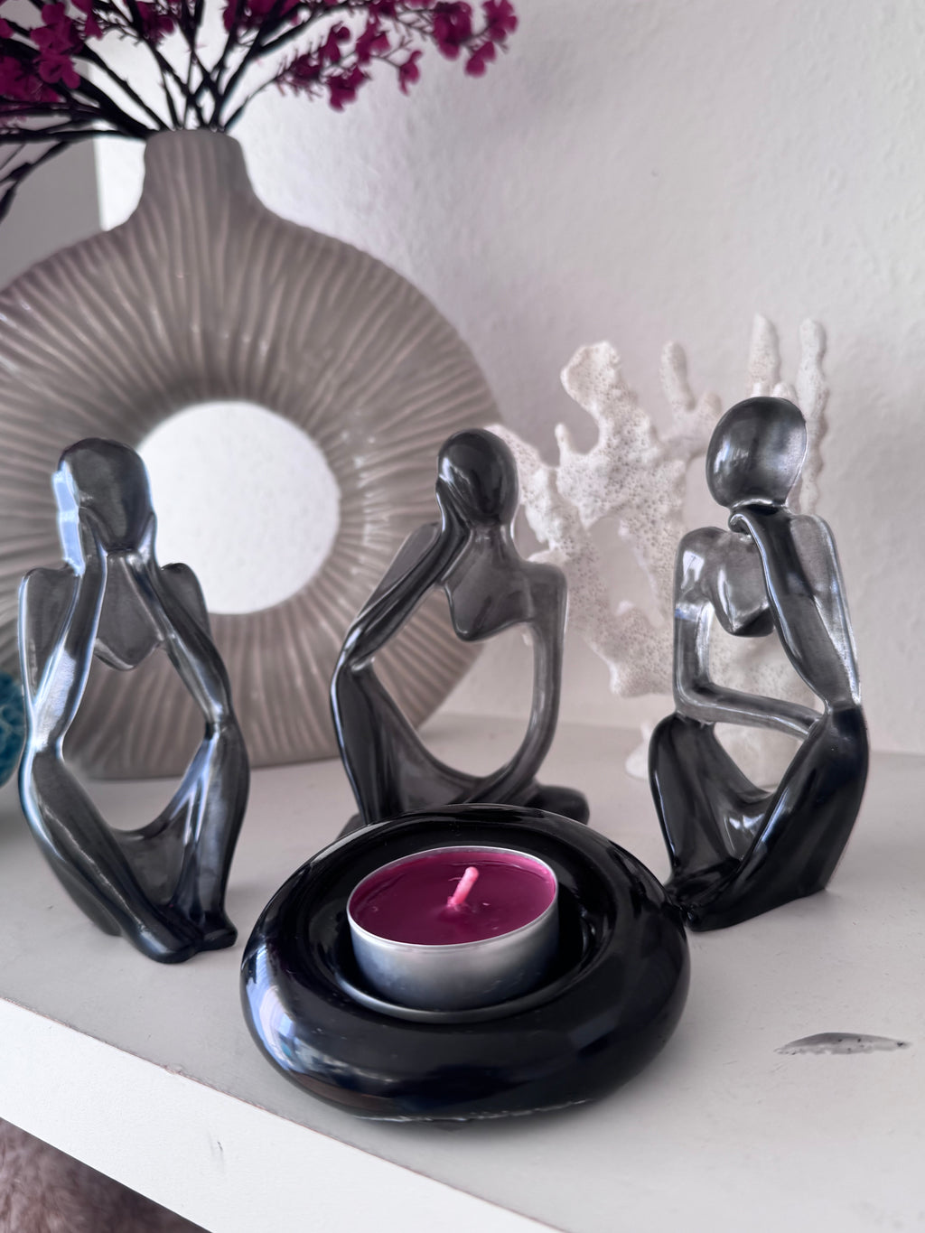 Decorative Fire Pit Figurine Set – Set of 4