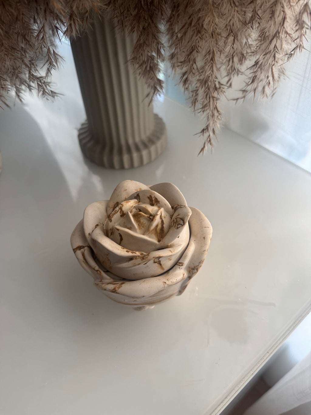 Rose Bloom Decorative Jar