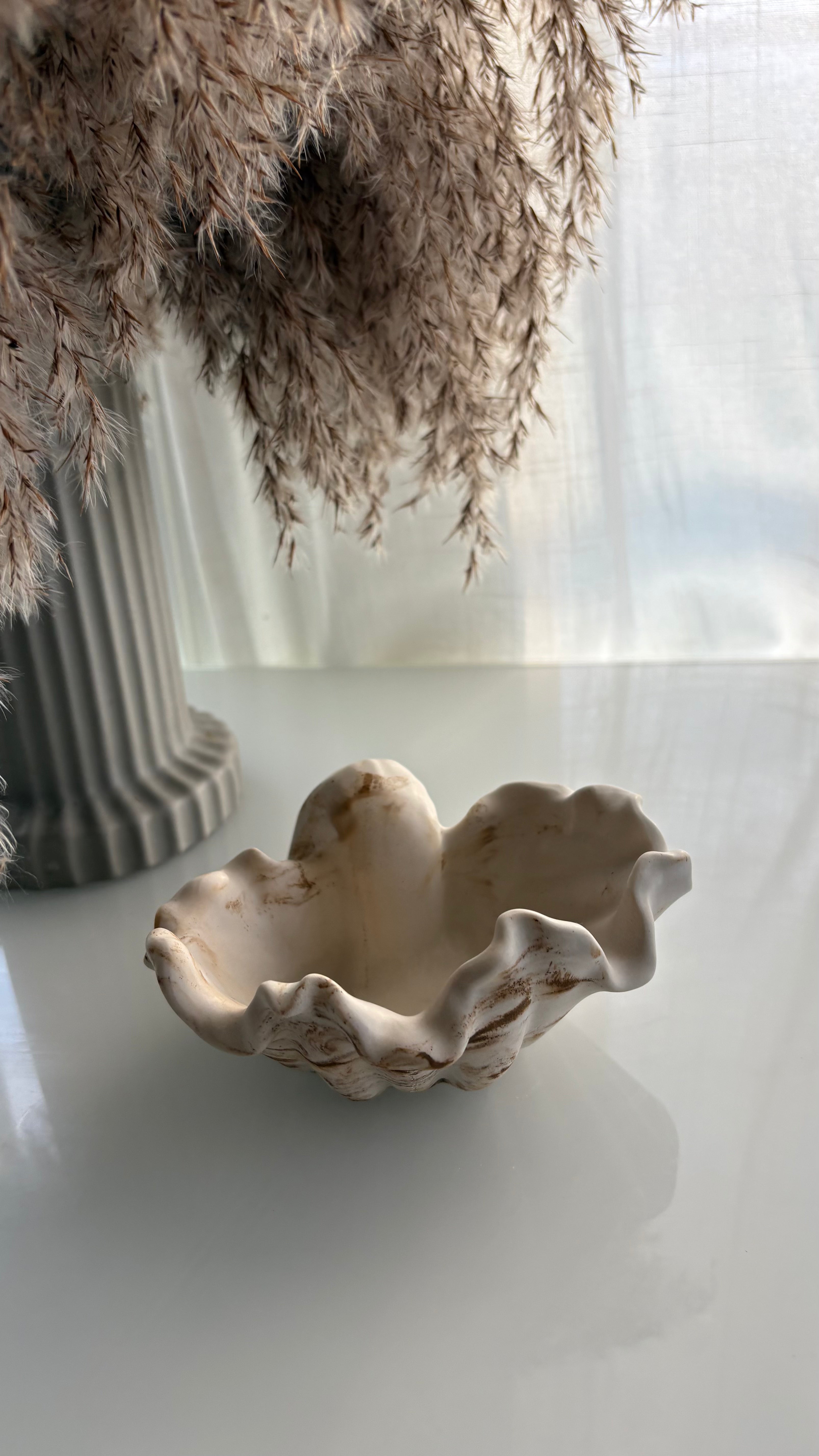 Wavy Shell Decorative Piece