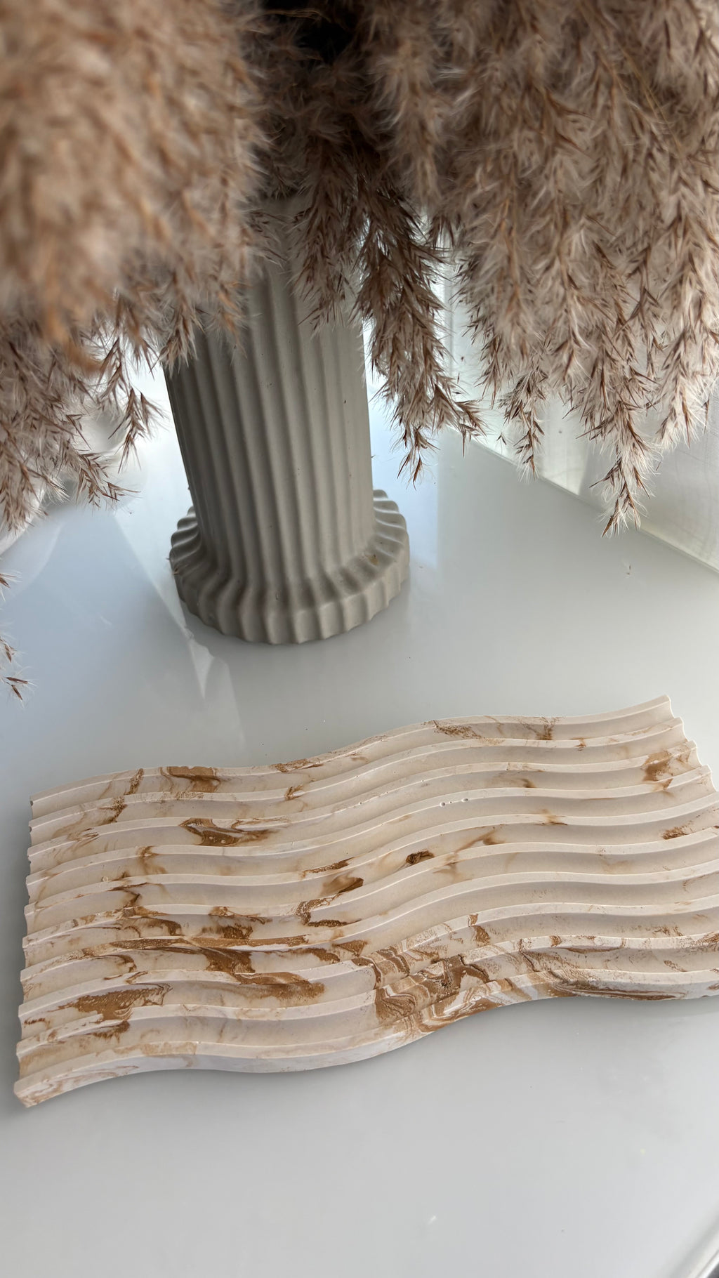 Ocean Wave Statement Tray