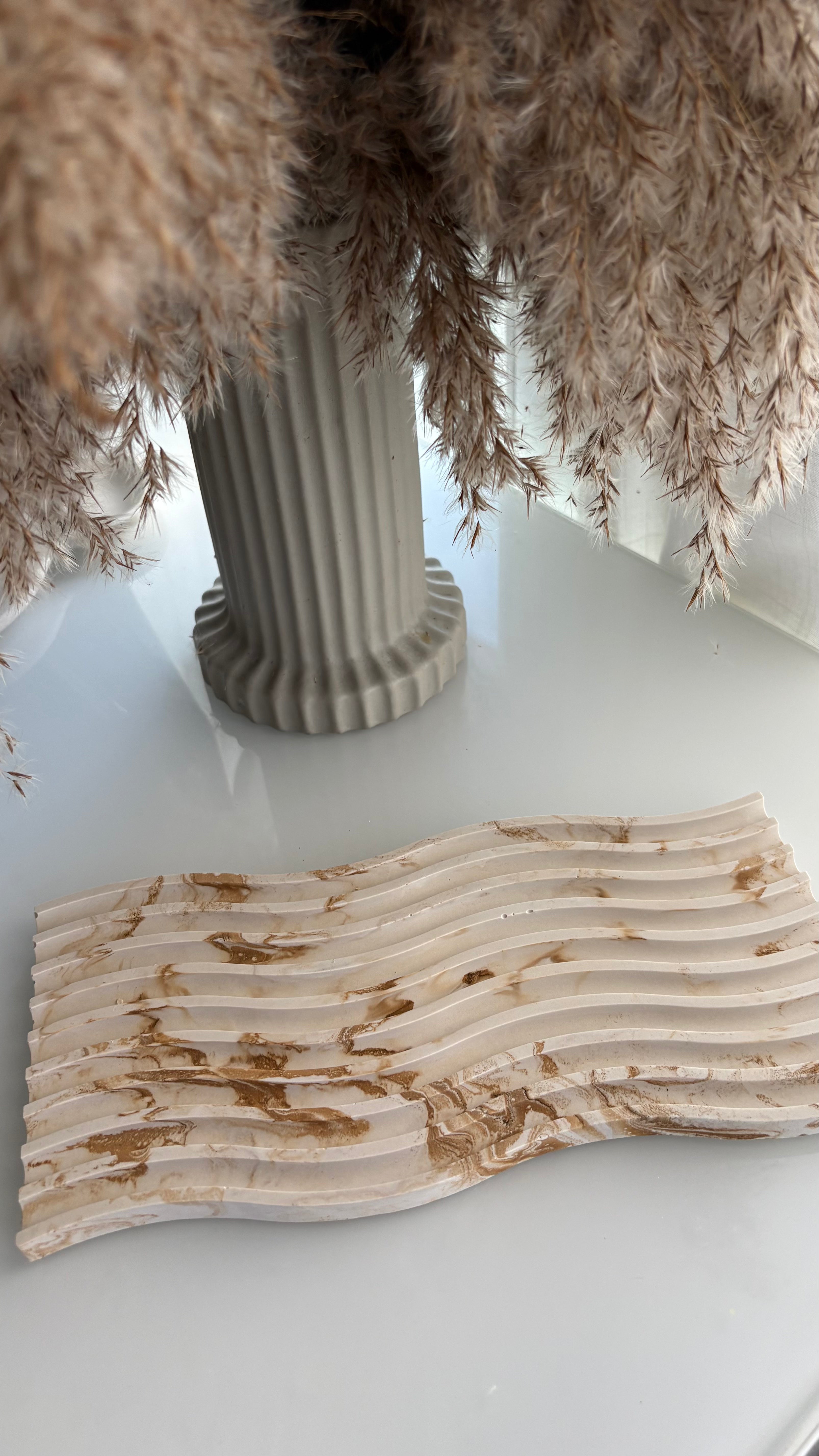Ocean Wave Statement Tray
