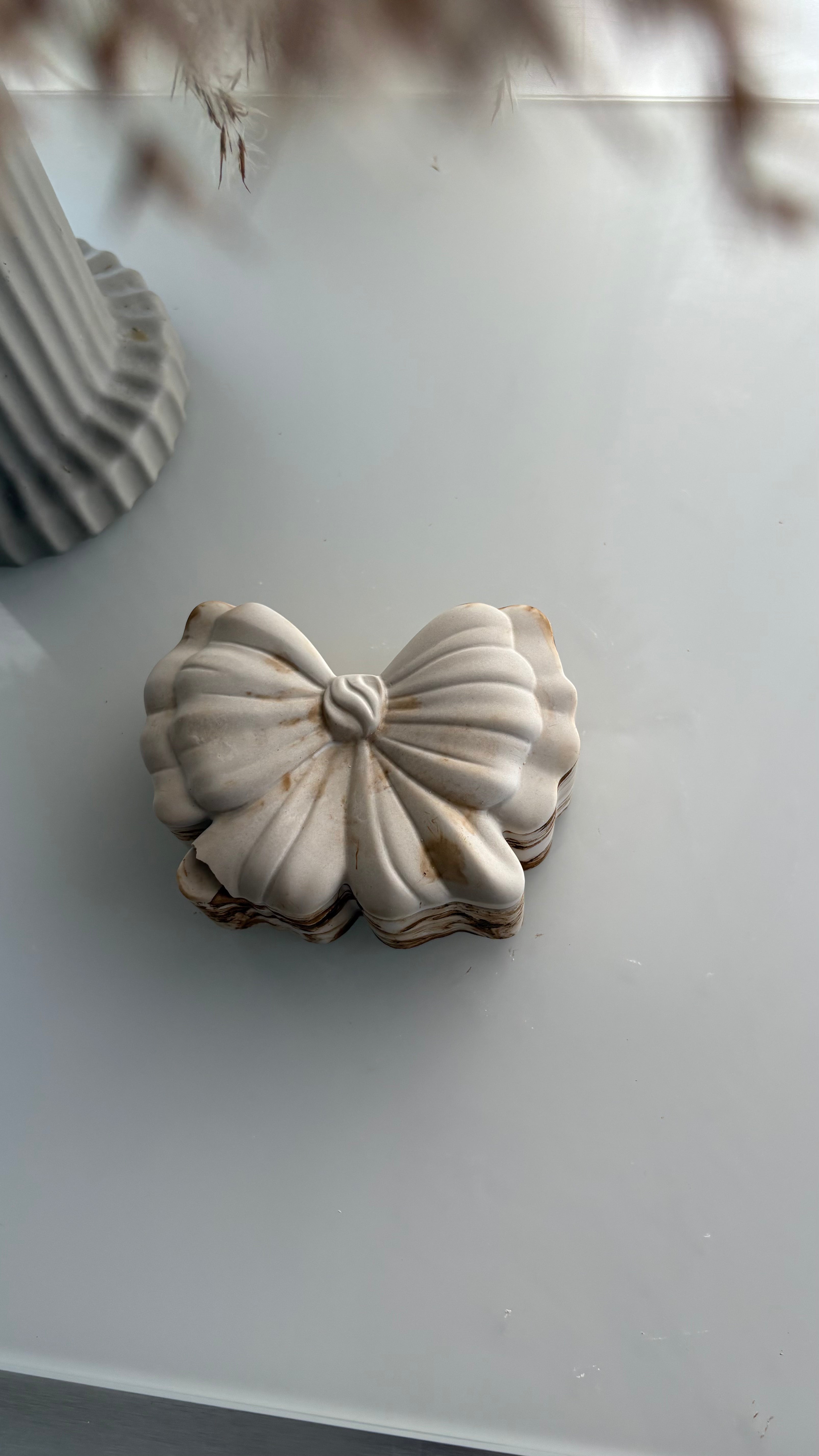Bow Knot Storage Box