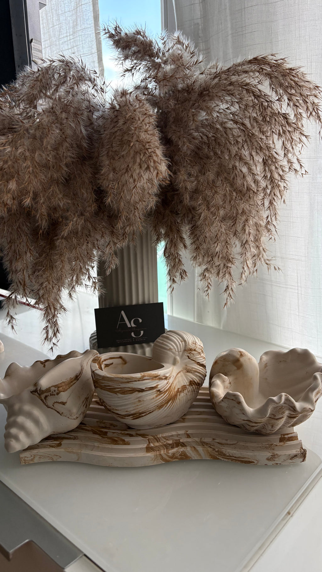 Wavy Shell Decorative Piece