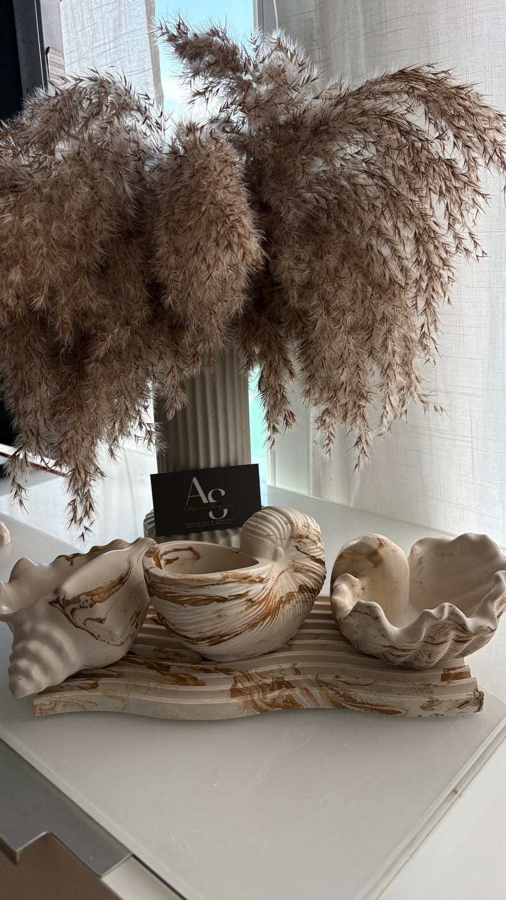 Wavy Shell Decorative Piece
