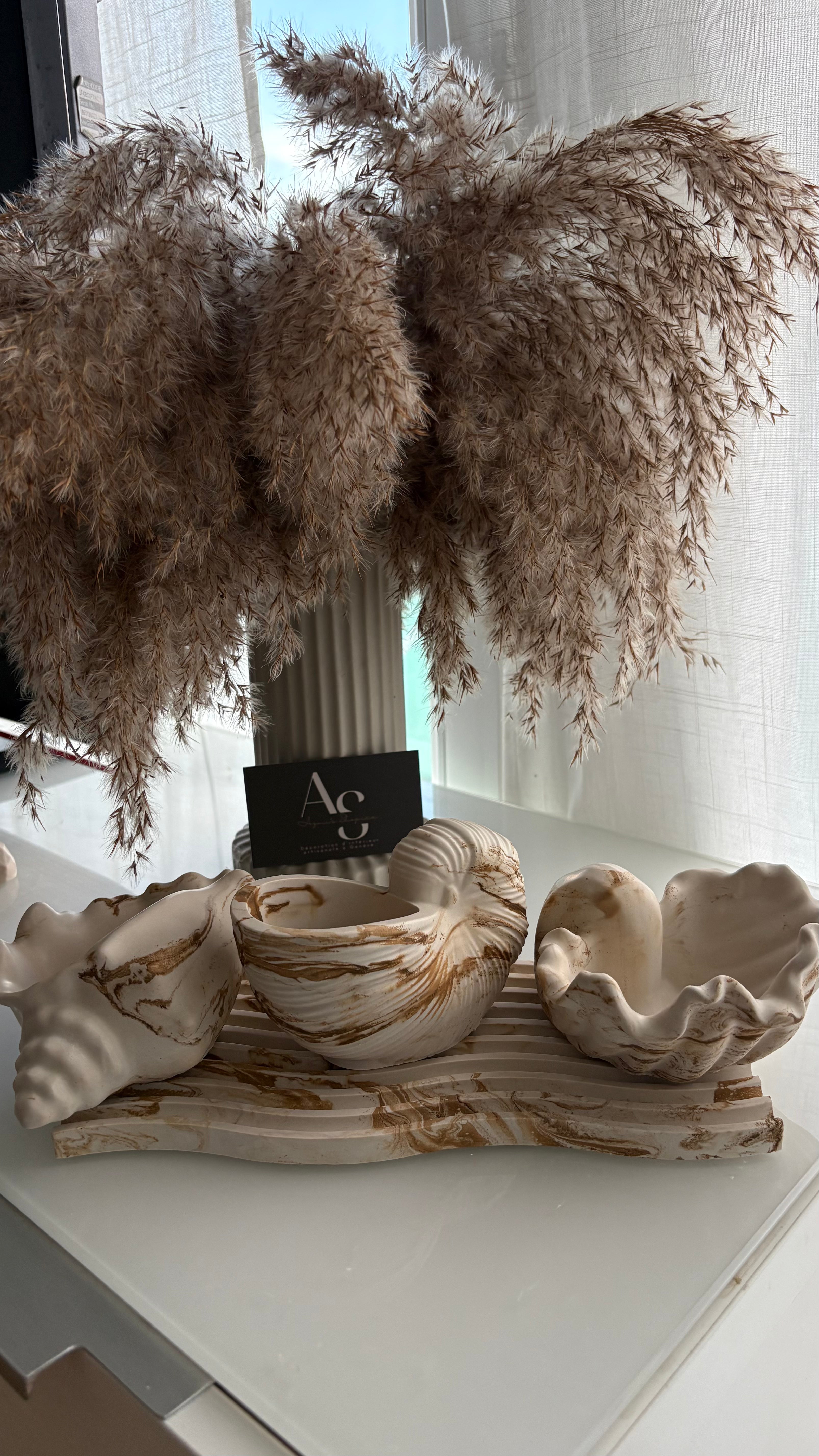 Wavy Shell Decorative Piece